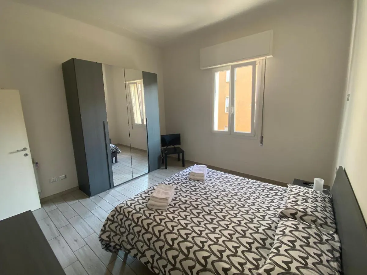 M.G Home A Un Passo Da Tutto Bologna Apartment